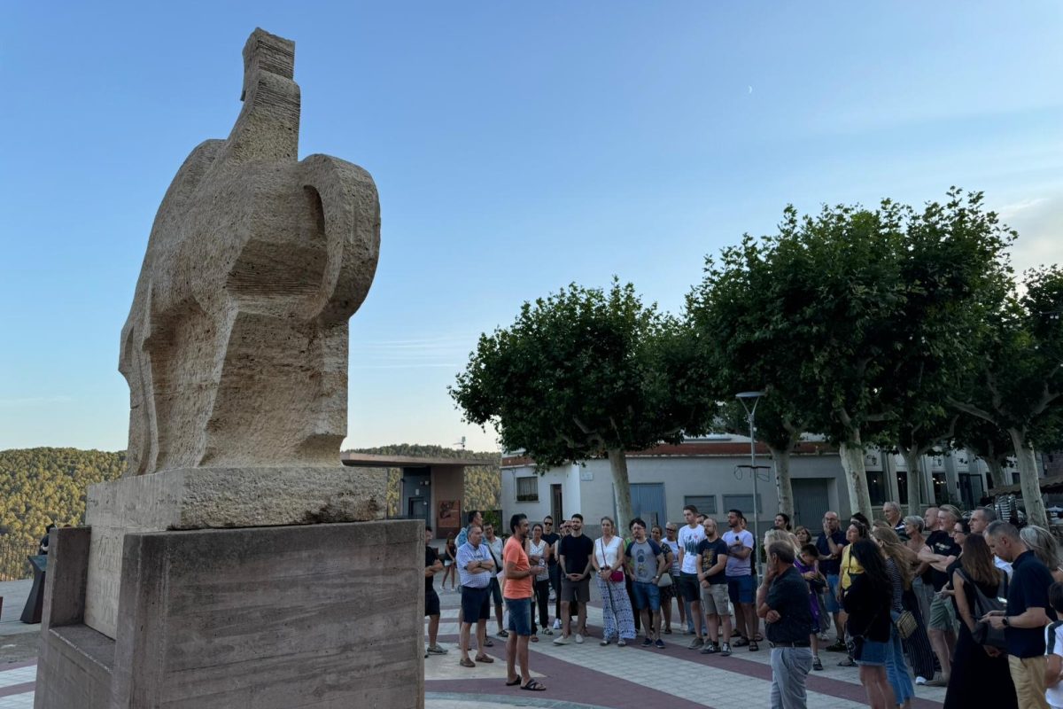 433f2e3e-6f09-4aa6-a803-92a0ce3dd029